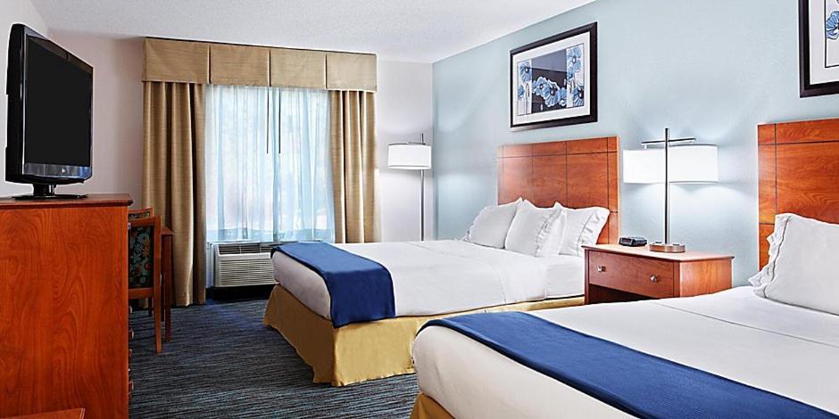 Holiday Inn Express Richmond-Brandermill-Hull Street By Ihg Eksteriør billede
