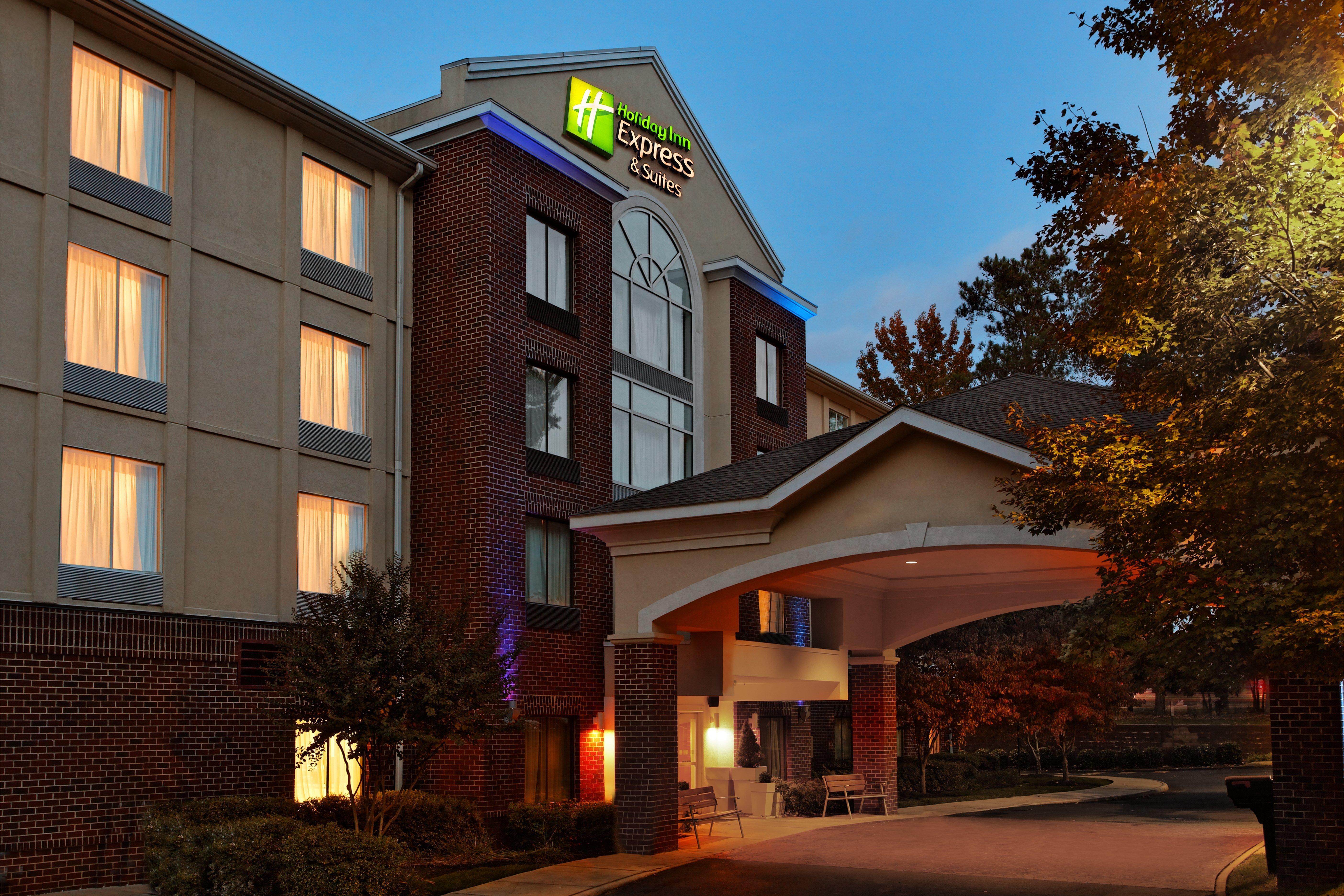 Holiday Inn Express Richmond-Brandermill-Hull Street By Ihg Eksteriør billede