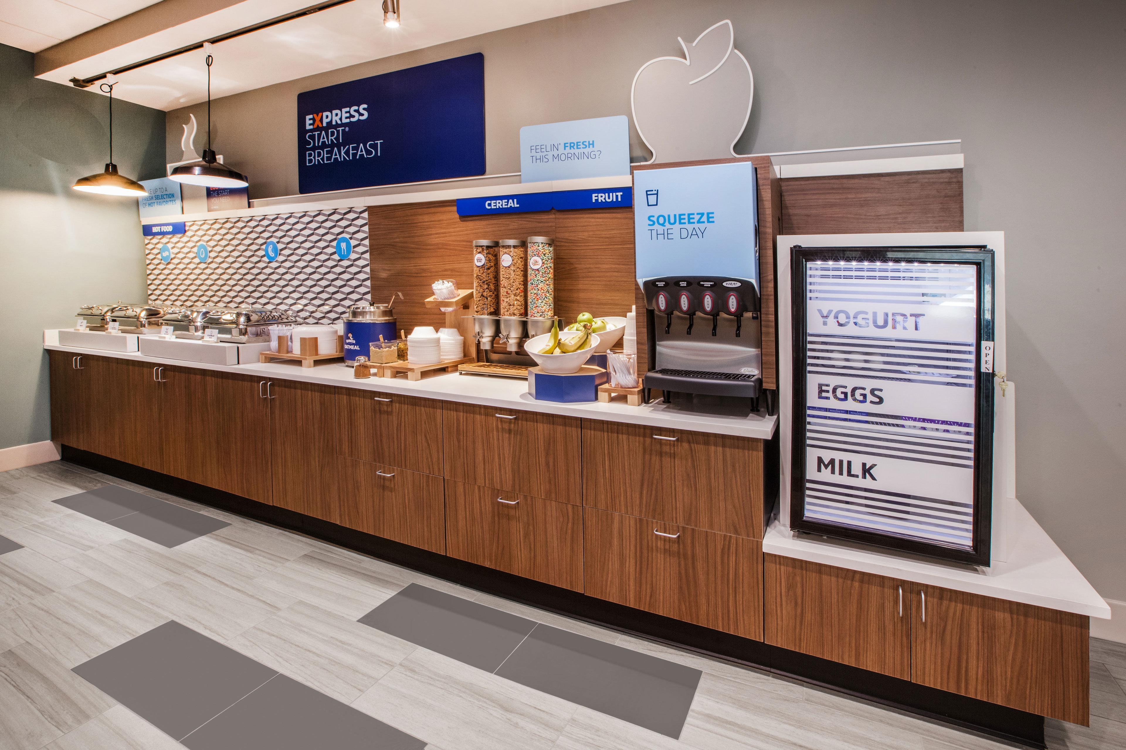 Holiday Inn Express Richmond-Brandermill-Hull Street By Ihg Eksteriør billede