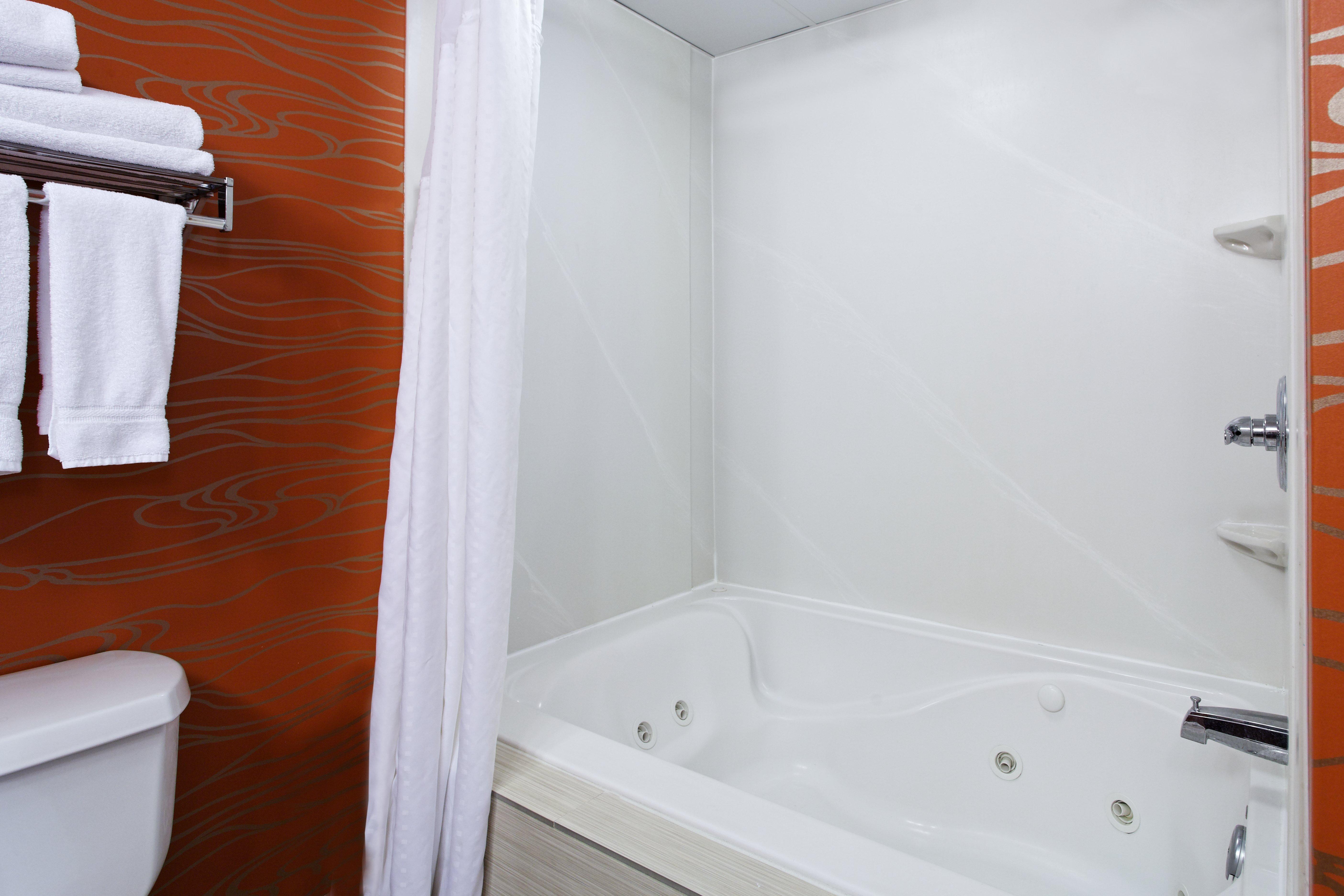 Holiday Inn Express Richmond-Brandermill-Hull Street By Ihg Eksteriør billede