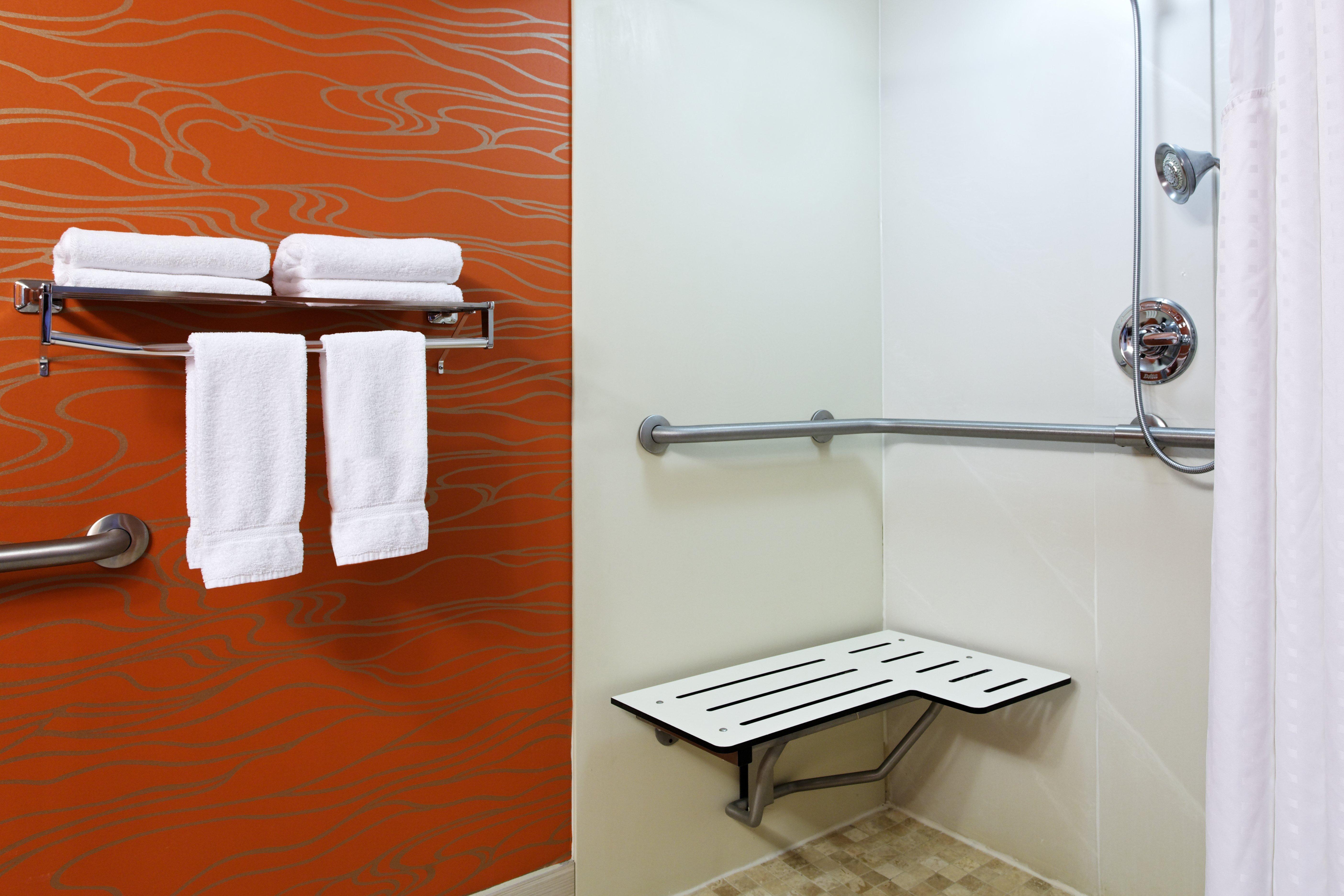 Holiday Inn Express Richmond-Brandermill-Hull Street By Ihg Eksteriør billede