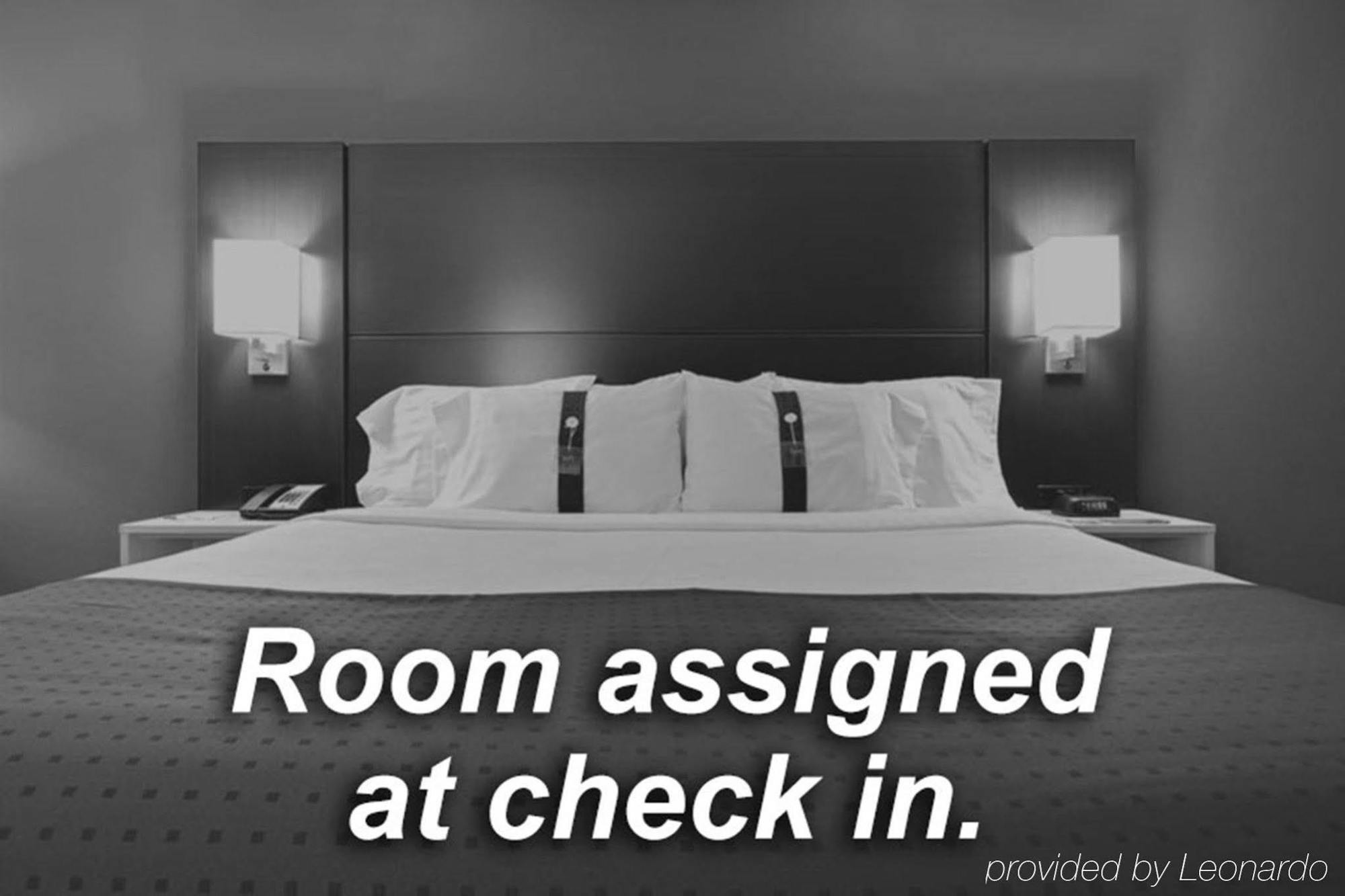 Holiday Inn Express Richmond-Brandermill-Hull Street By Ihg Eksteriør billede